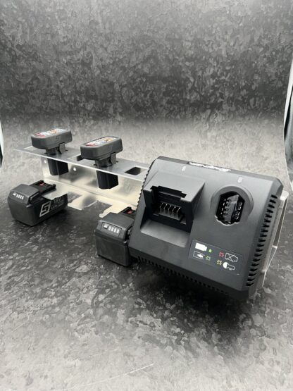 Snap On 20 volt / 14.4 volt charger and battery rack